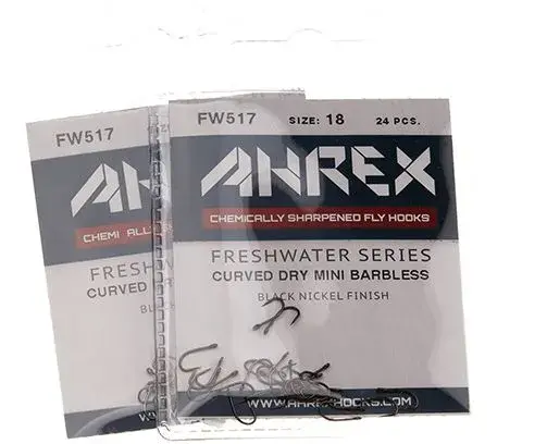 Ahrex FW517 Curved Dry Mini #20 Barbless - Svart finish - 24 st 