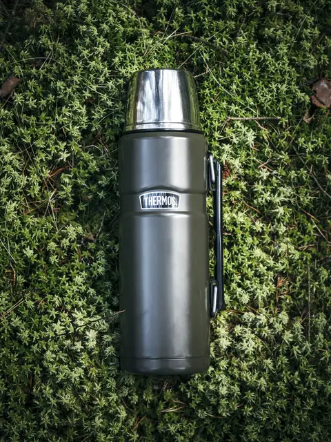 Thermos Stainless King Termos Army 1,2L Termos i rostfritt stål med kopplock 