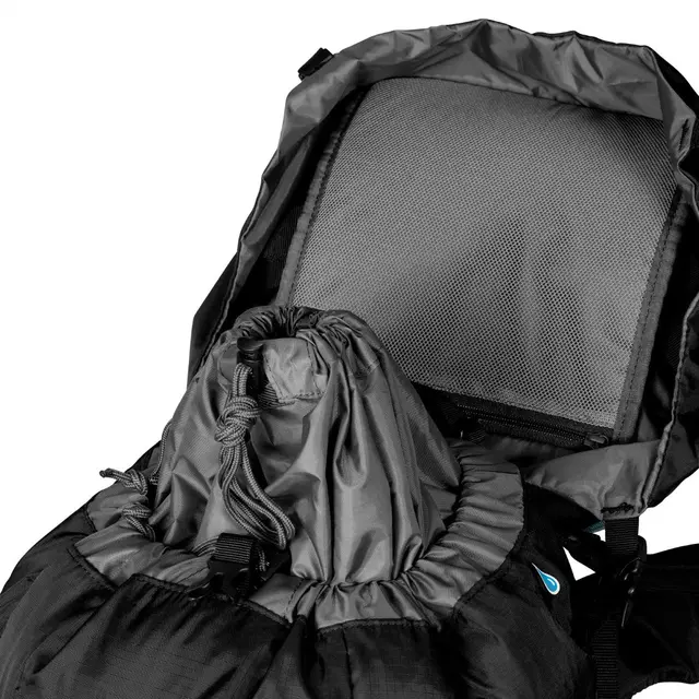 Urberg Rogen 3.0 65L Black Beauty Ryggsäck med enorma packmöjligheter 