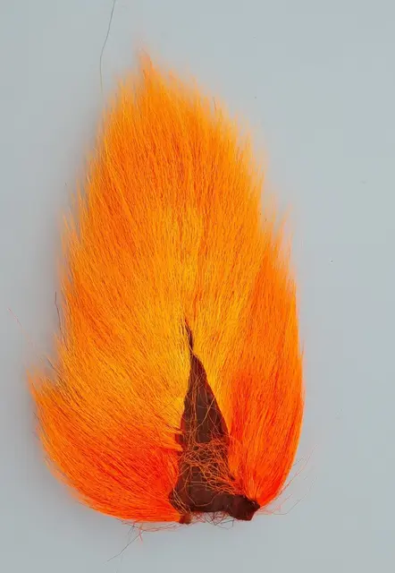 Veniard Bucktail Large Orange Kvalitet hjort svans med långa fibrer 