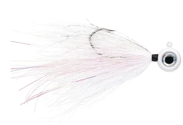 VMC Moontail jiggg White 10,5g jiggghuvud utrustade med bucktail/flash 