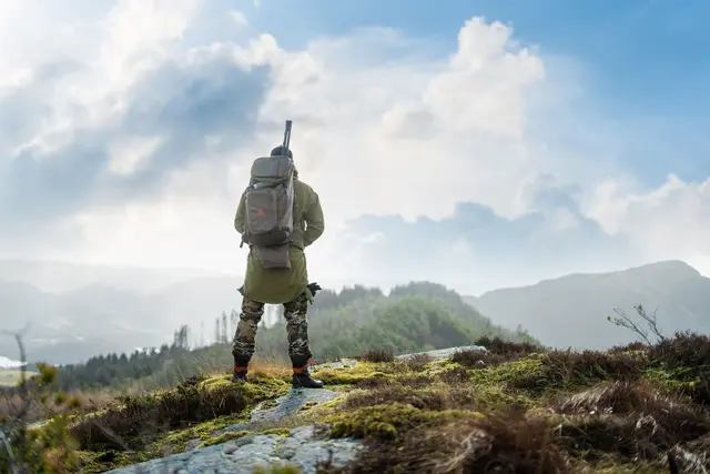 Vorn EV45 Ash Green 45L jaktsekk med Quick Rifle Release 