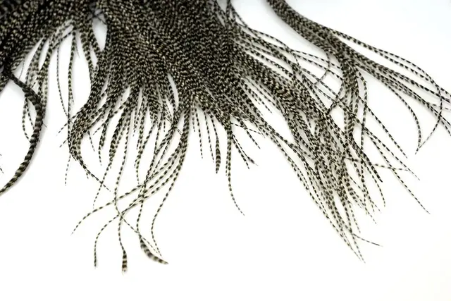 Whiting Pro Grade Midge Saddle Grizzly Førsteklasses nakkefjær til fluer 18-24 