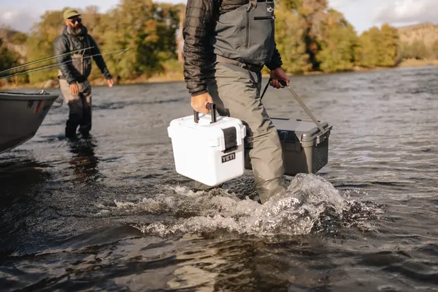 Yeti LoadOut GoBox 60 White Vanntett og sikker oppbevaringsboks 